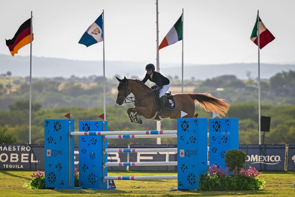 Queen Kinmar Hero - Erynn Ballard - ©Ilan Ferder Stables